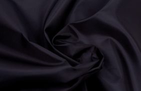 ткань курточная таффета 190t, wr/pu, 60гр/м2, 100пэ, 150см, черный/s580, (рул 100м) tpx017 купить в Брянске.